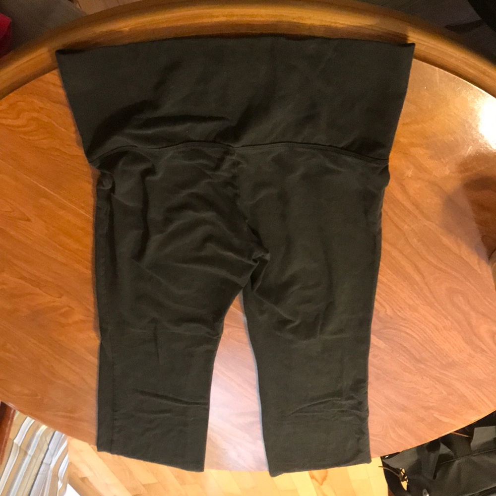 Victoria’s Secret yoga pants